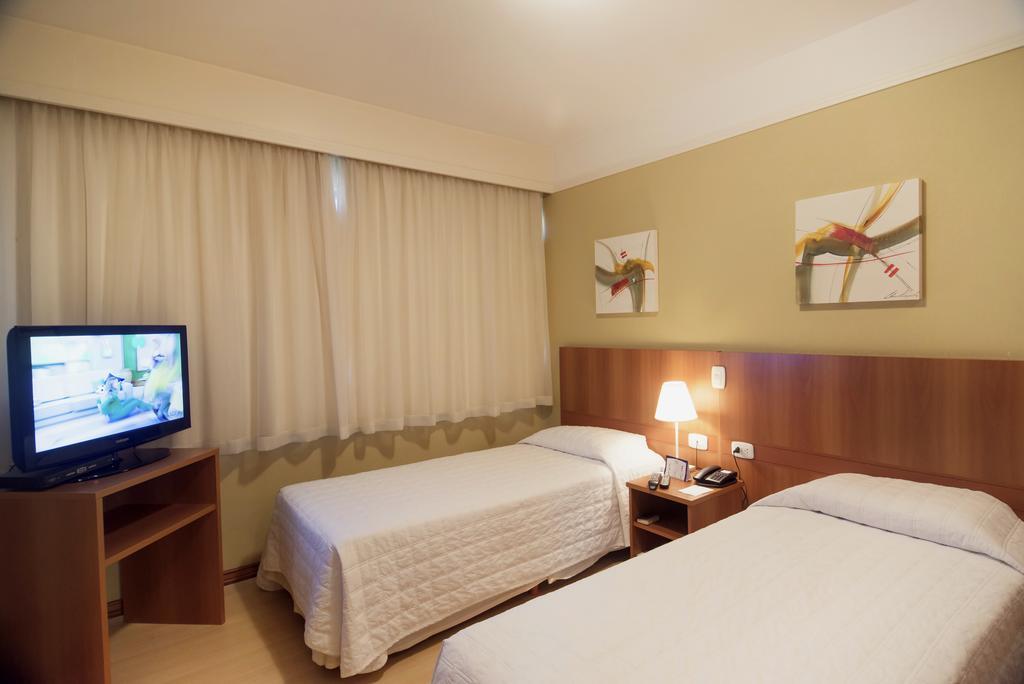 Tri Hotel Executive Caxias Caxias do Sul Dış mekan fotoğraf